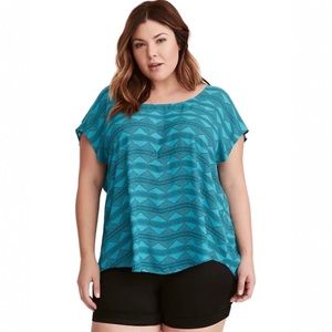 Torrid Diamond Print Strappy Georgette Top in blue green geometric print size 2
